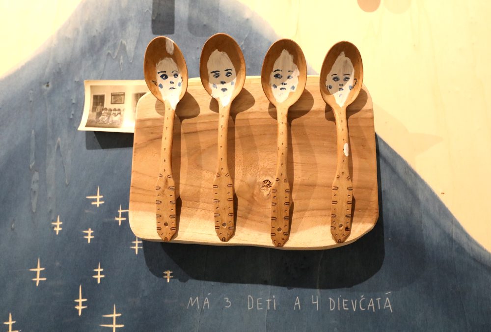 Expozícia novej interaktívnej výstavy Múzeum hodnôt - Obrazová správa o Slovensku v Pretóriu Stredoslovenskej galérie v Banskej Bystrici 