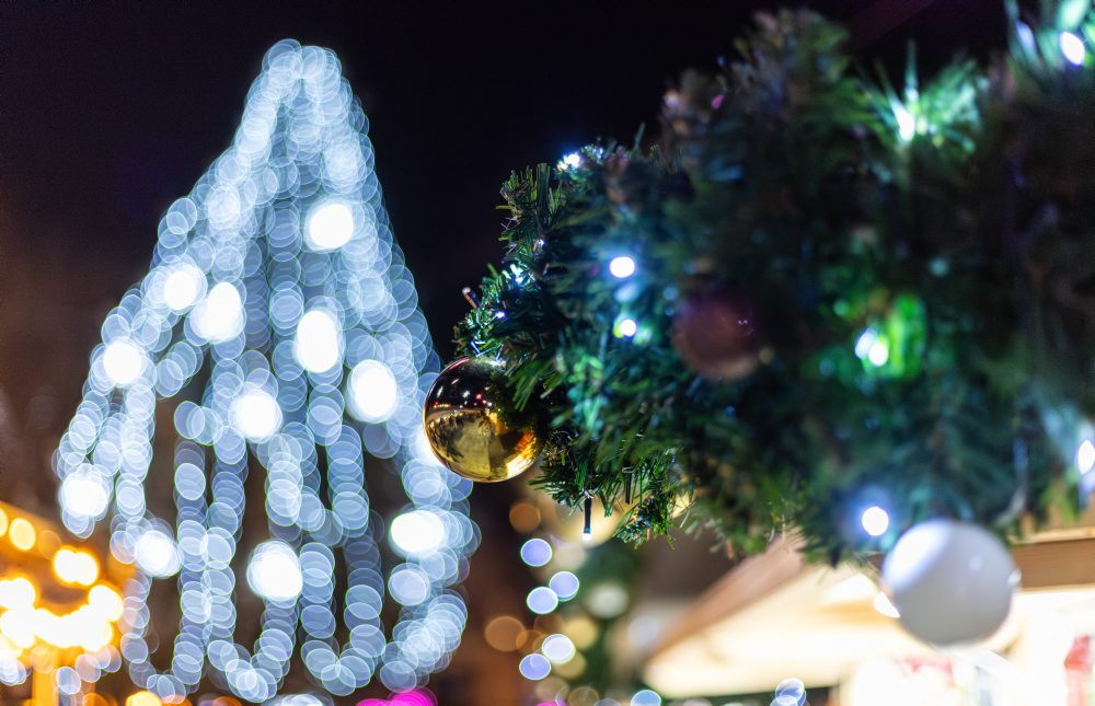 Vianočná výzdoba na Divadelnom námestí v Martine 