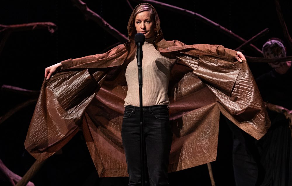 Otvorená skúška pred premiérou novej inscenácie Vizičlovek (vodný ember) v Mestskom divadle v Žiline