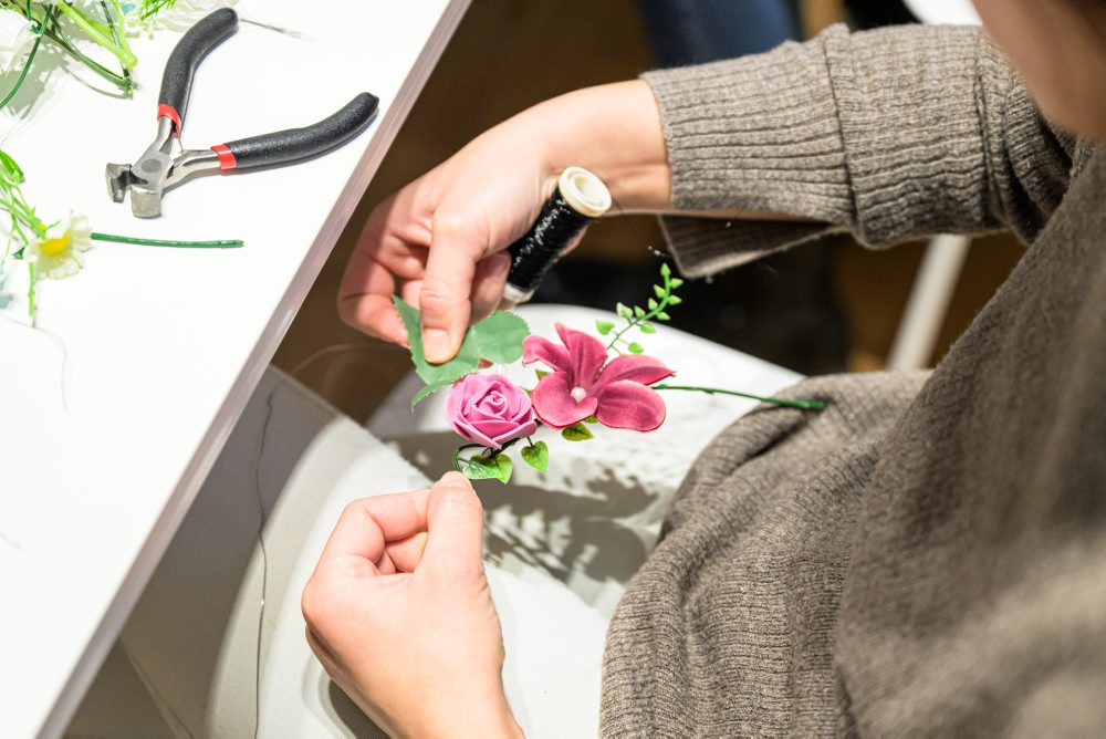 Atmosféra podujatia Ušime si kroj s Dominikou Sakmárovou v Krajskej knižnici Pavla Orzságha Hviezdoslava v Prešove