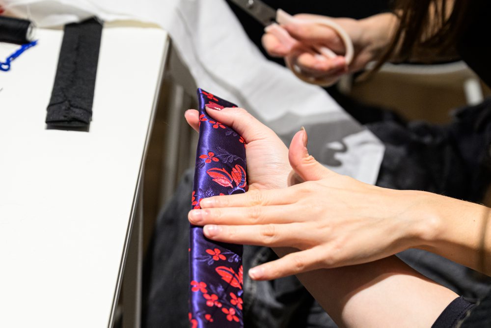 Atmosféra podujatia Ušime si kroj s Dominikou Sakmárovou v Krajskej knižnici Pavla Orzságha Hviezdoslava v Prešove