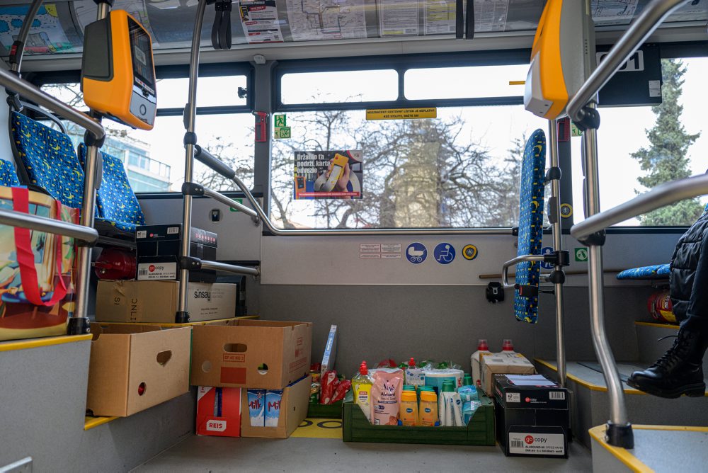 Charitatívny autobus v Prešove vyzbiera pomoc pre ľudí v núdzi