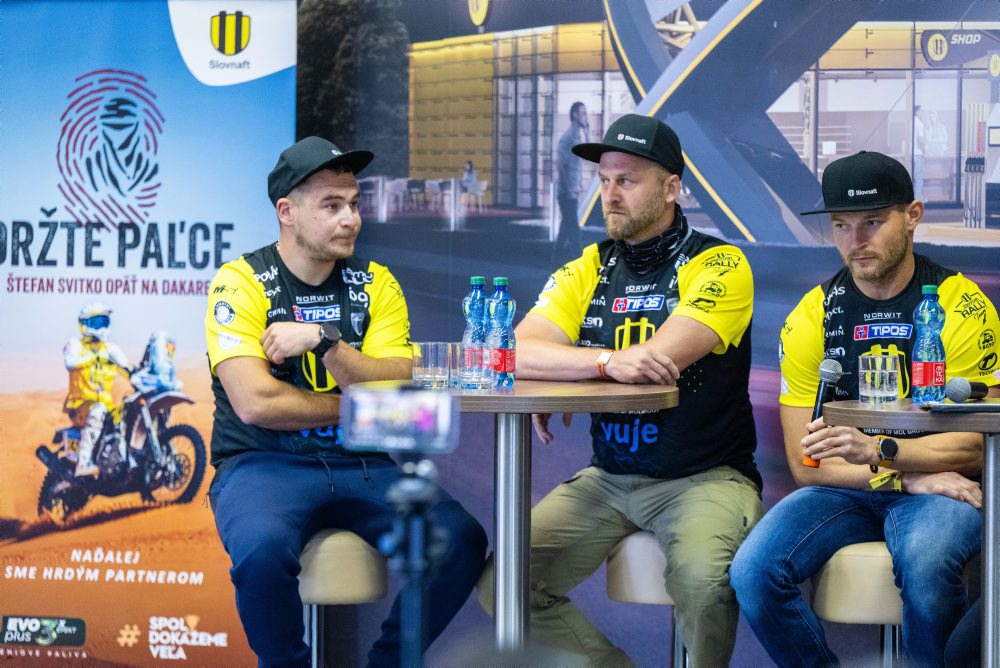 Brífing so Štefanom Svitkom po návrate z Dakaru 