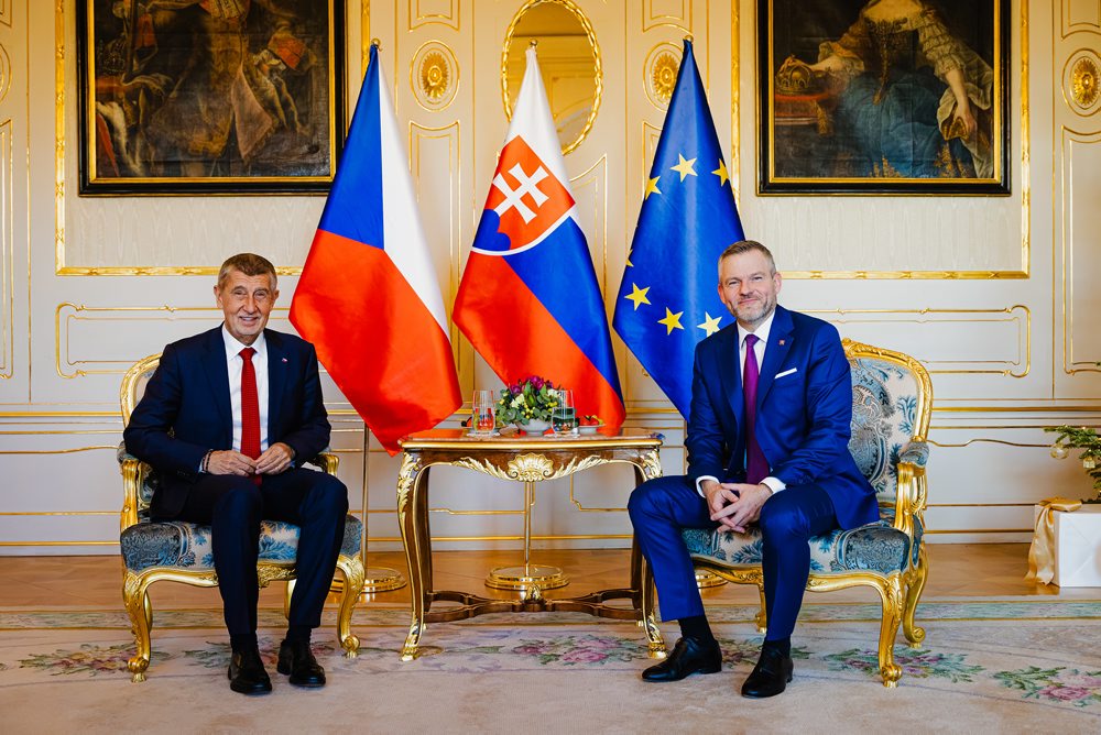 Prezident SR Peter Pellegrini prijal českého premiéra Andreja Babiša, ocenil obnovenie medzivládneho dialógu