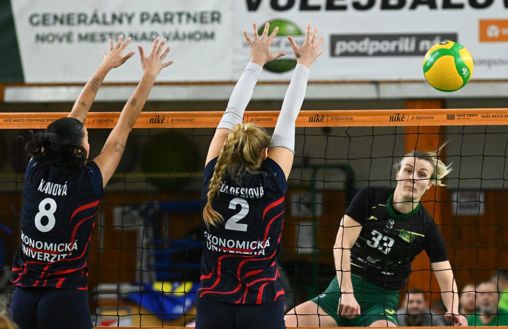 VOLEJBAL: Extraliga ženy - VK Nové Mesto nad Váhom a Kooperatíva Slávia EUBA