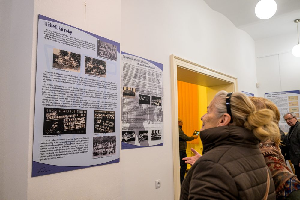 Expozícia výstavy Významné osobnosti prešovského hudobného a kultúrneho života v Krajskom múzeu v Prešove