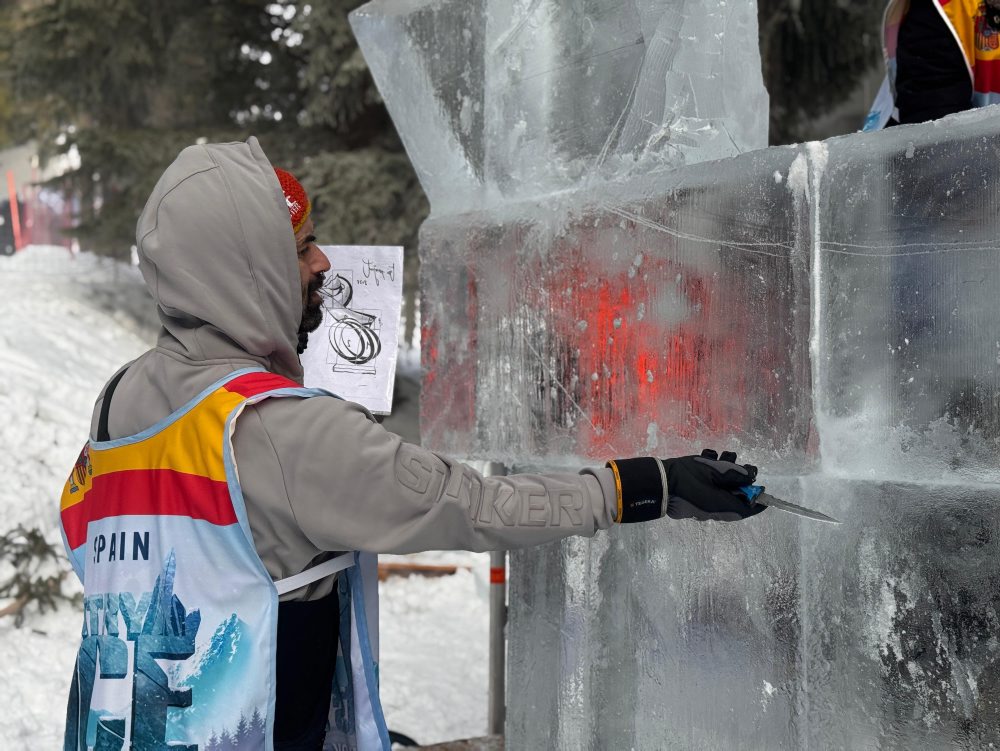  Majstrovstvá v stavaní ľadových sôch Tatry Ice Master Hrebienok - 12. ročník medzinárodných majstrovstiev v stavaní  ľadových sôch