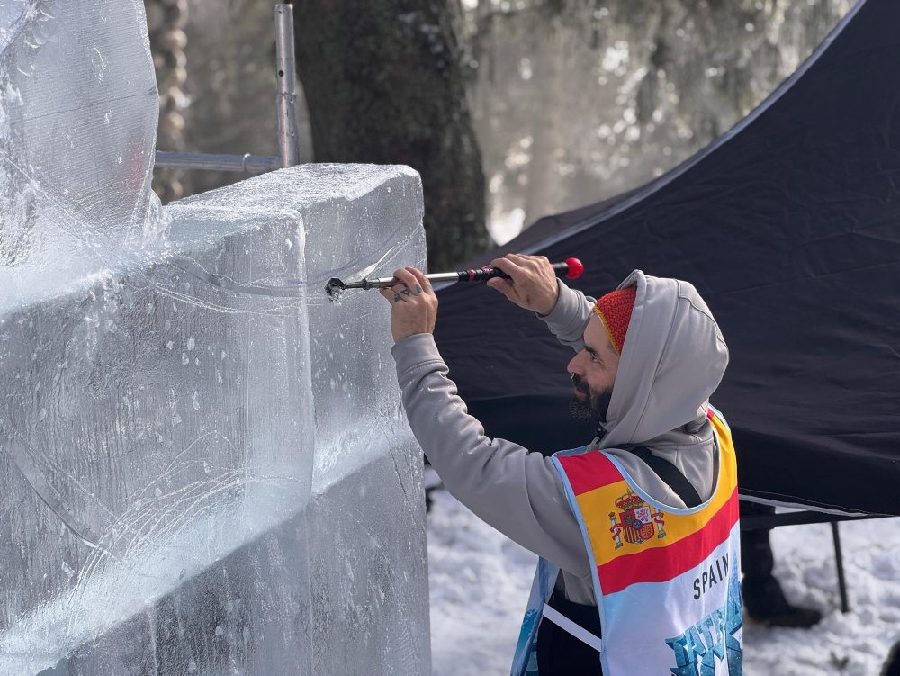  Majstrovstvá v stavaní ľadových sôch Tatry Ice Master Hrebienok - 12. ročník medzinárodných majstrovstiev v stavaní  ľadových sôch