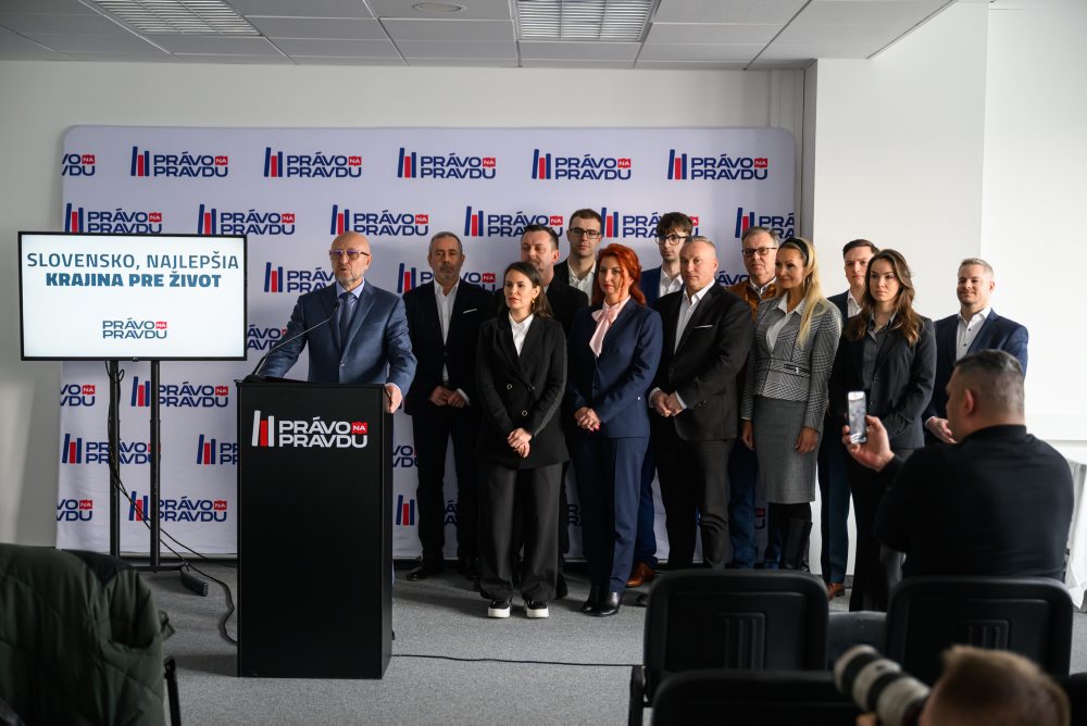 TK politickej strany PRÁVO NA PRAVDU pri príležitosti svojho oficiálneho vstupu na politickú scénu 