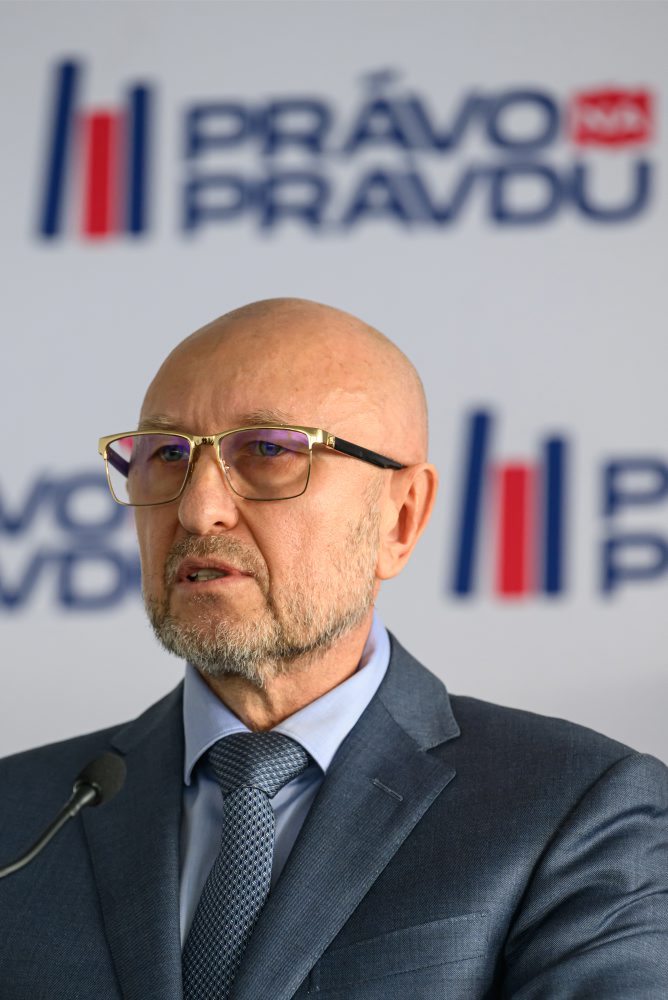 TK politickej strany PRÁVO NA PRAVDU pri príležitosti svojho oficiálneho vstupu na politickú scénu 