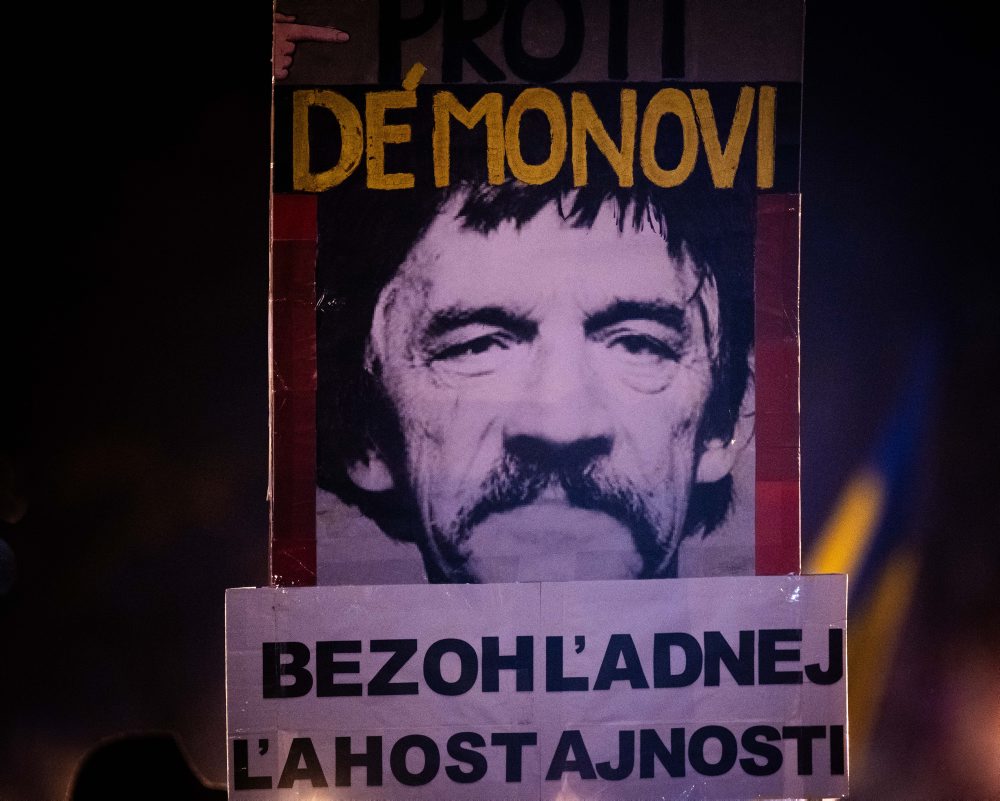 Protest študentských platforiem Študentstvo za Otvorenú Kultúru!, Študentská klubovňa v Žiline a hnutia Študentský protest zameraný na mobilizáciu študentov a študentiek stredných a vysokých škôl na Slovensku