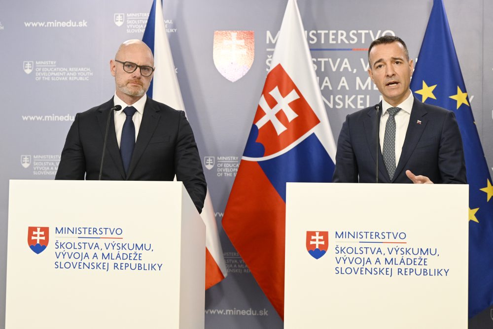 Spoločná tlačová konferencia ministrov školstva SR a ČR po ich bilaterálnom stretnutí v Bratislave