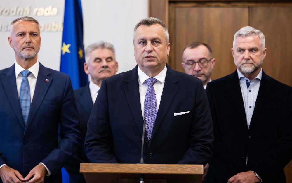 Novela rokovacieho poriadku bude prvým bodom januárovej schôdze