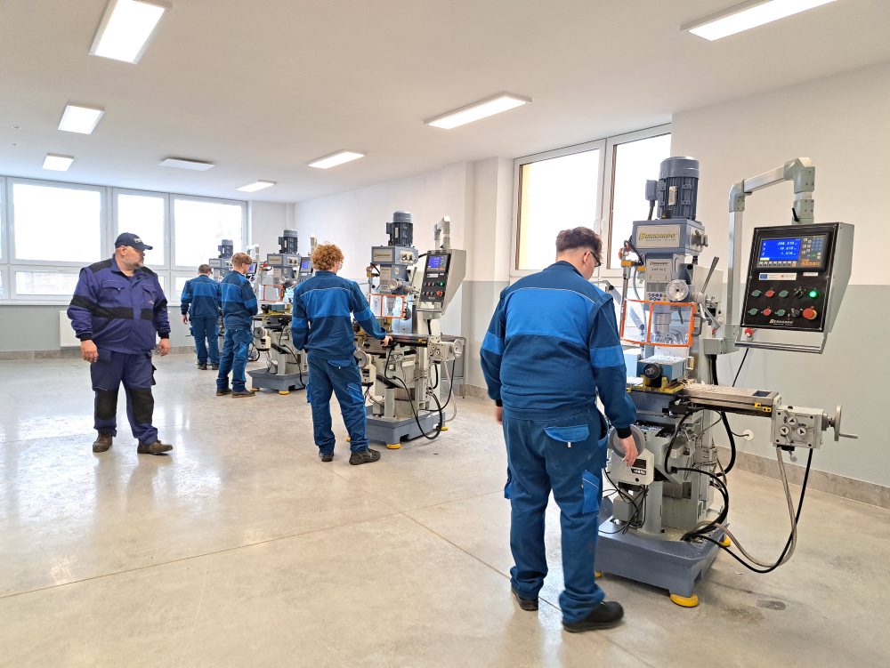 Poprad: V areáli SOŠ elektrotechnickej v Matejovciach pribudol technický polygón