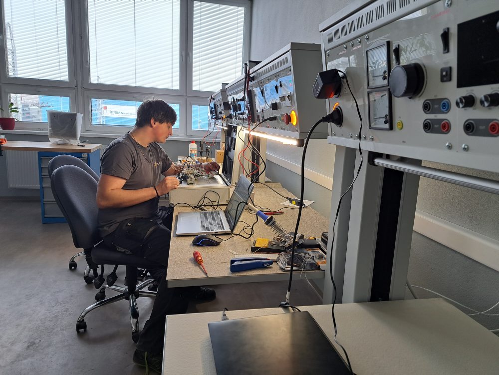 Poprad: V areáli SOŠ elektrotechnickej v Matejovciach pribudol technický polygón