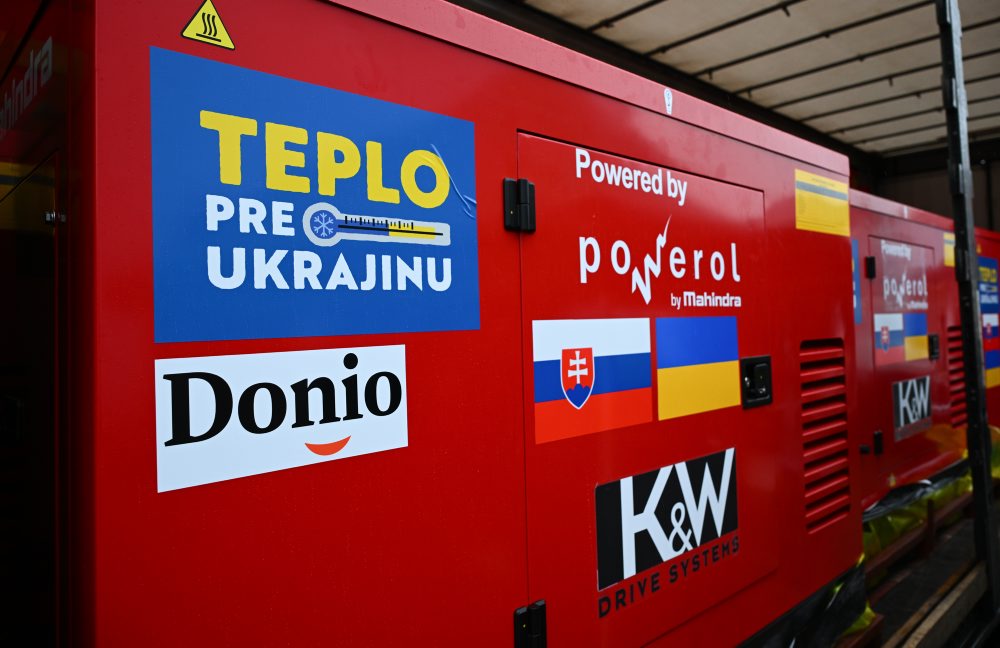 Nakládka a odoslanie pomoci zo zbierky Teplo pre Ukrajinu