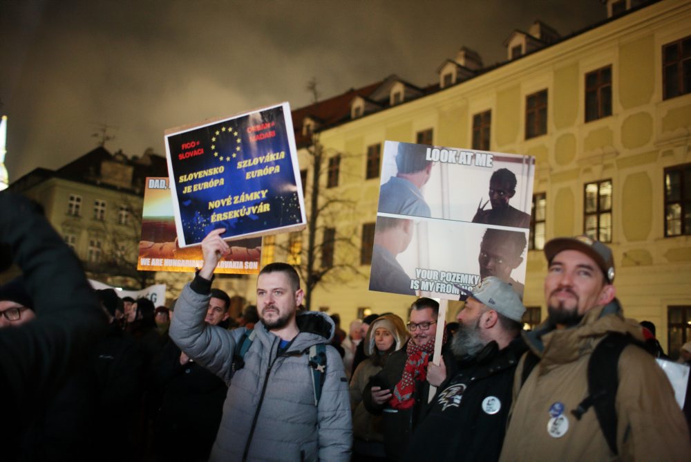 Na Hlavnom námestí protestovali mladí Maďari žijúci na Slovensku