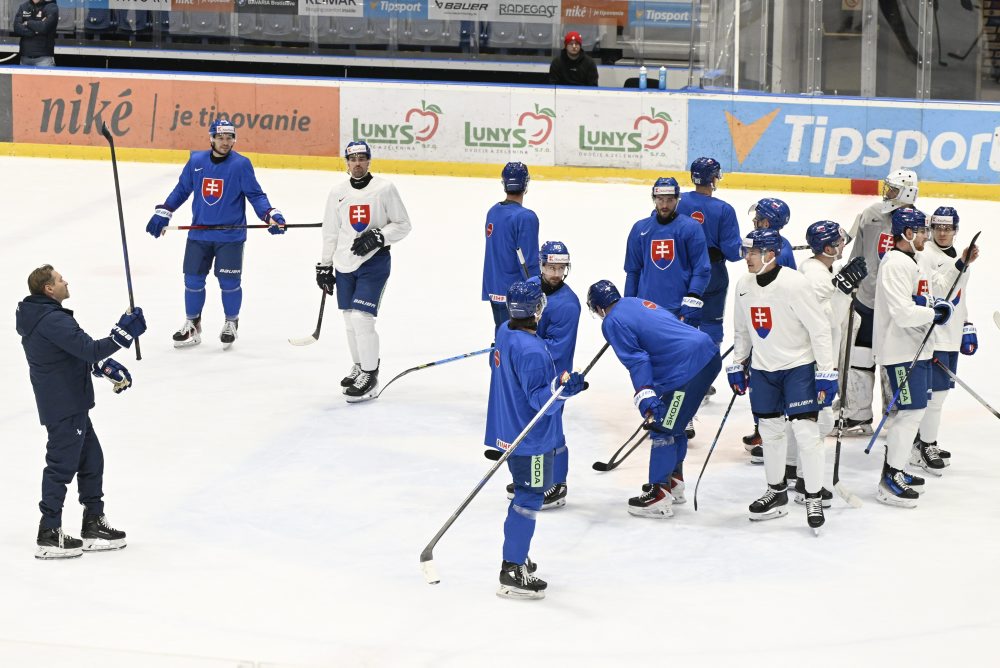 Tréning na ľade slovenských hokejových reprezentantov pred ZOH 2026 v talianskom Miláne a Cortine d'Ampezzo 