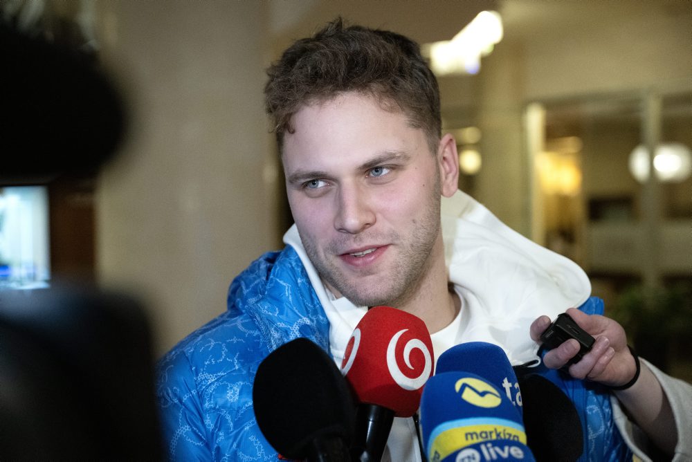 Odchod slovenskej hokejovej reprezentácie na ZOH do Talianska