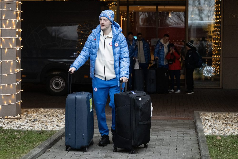 Odchod slovenskej hokejovej reprezentácie na ZOH do Talianska