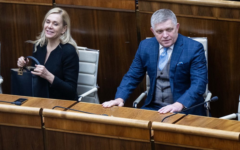 Parlament odmietol vysloviť nedôveru vláde SR