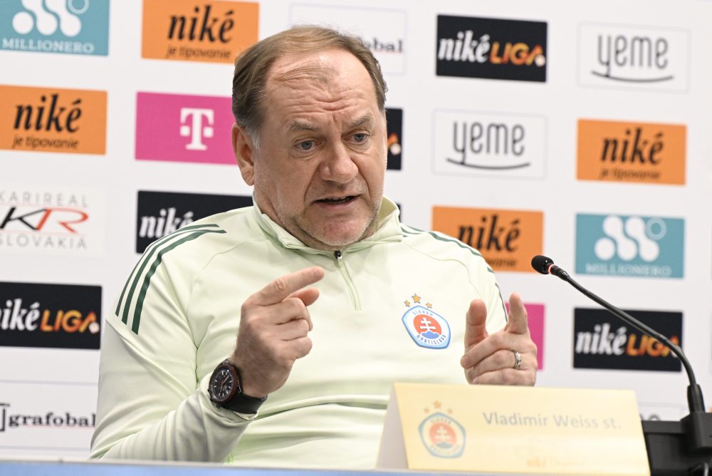 TK Slovana pred začiatkom jarnej časti futbalovej ligy