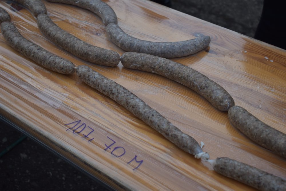 V Žiari nad Hronom vyrobili rekordnú hurku, merala viac než 100 metrov 