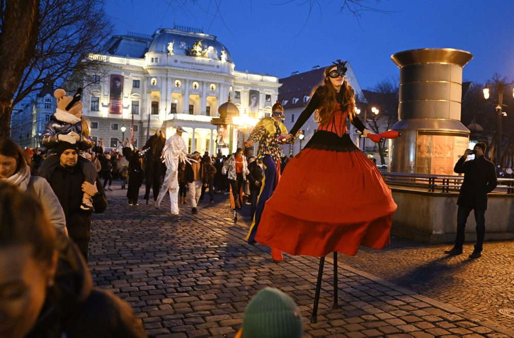 Tradičný fašiangový sprievod v Bratislave 