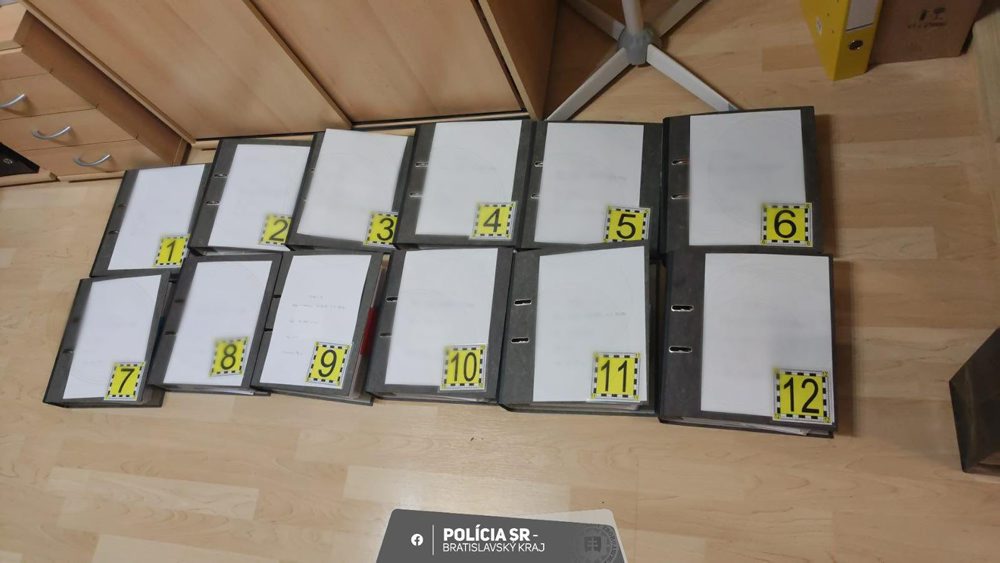 Polícia obvinila ženu z Bratislavy a tri obchodné spoločnosti za daňový podvod