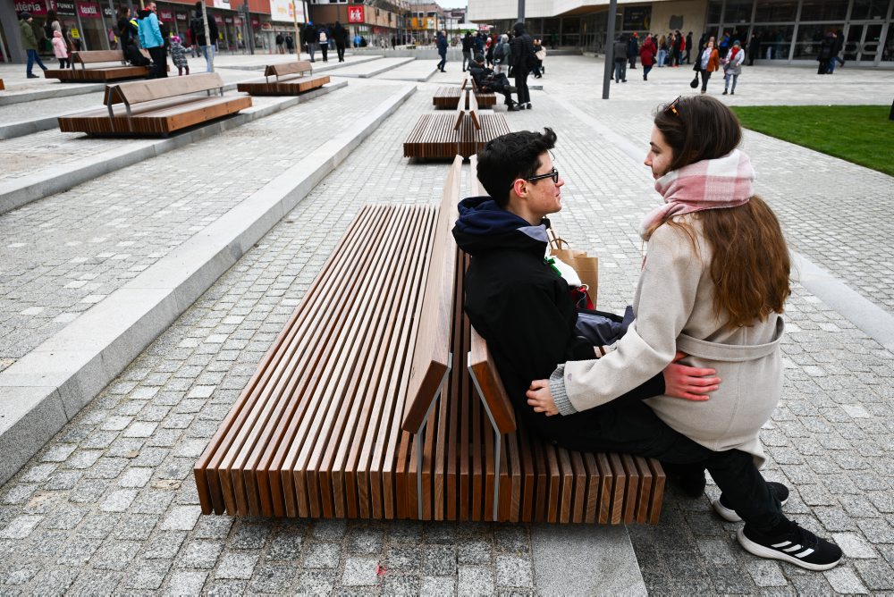 Otvárací ceremoniál Európskeho hlavného mesta kultúry Trenčín 2026 odštartoval fašiangovým sprievodom v uliciach Trenčína 