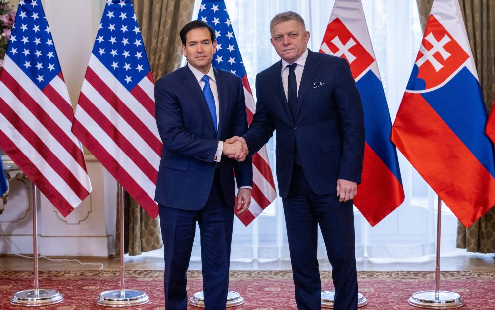 Šéf americkej diplomacie Marco Rubio pricestoval na Slovensko, stretol sa s premiérom Robertom Ficom