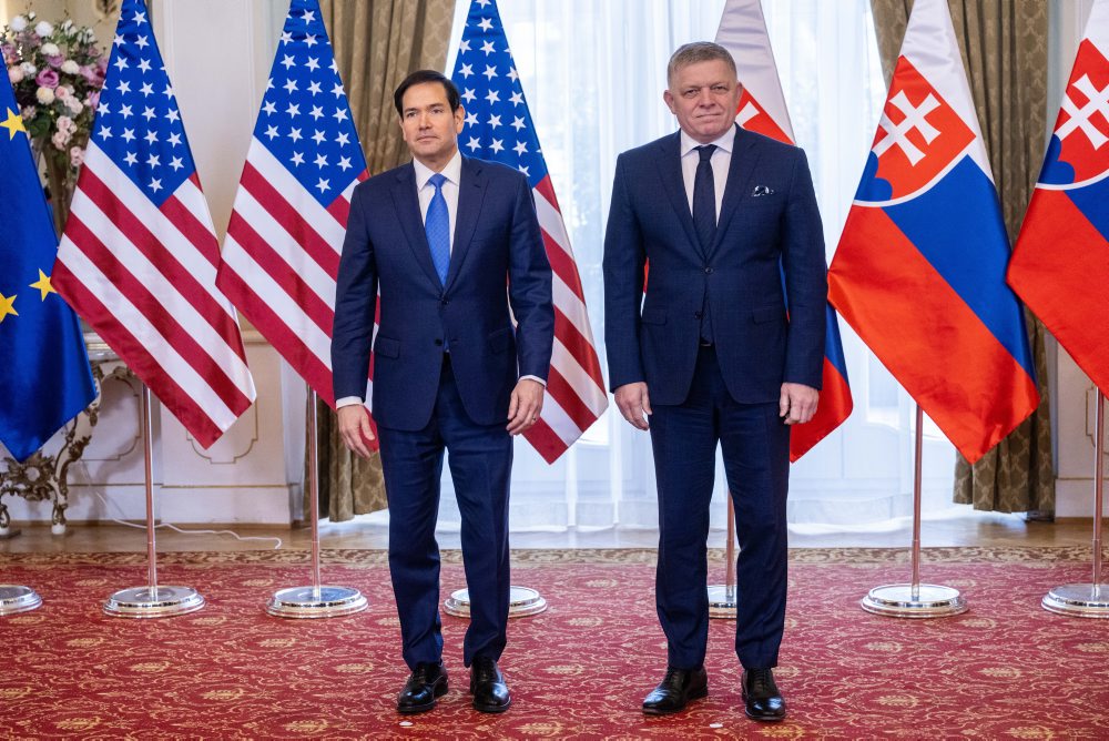 Šéf americkej diplomacie Marco Rubio pricestoval na Slovensko, stretol sa s premiérom Robertom Ficom