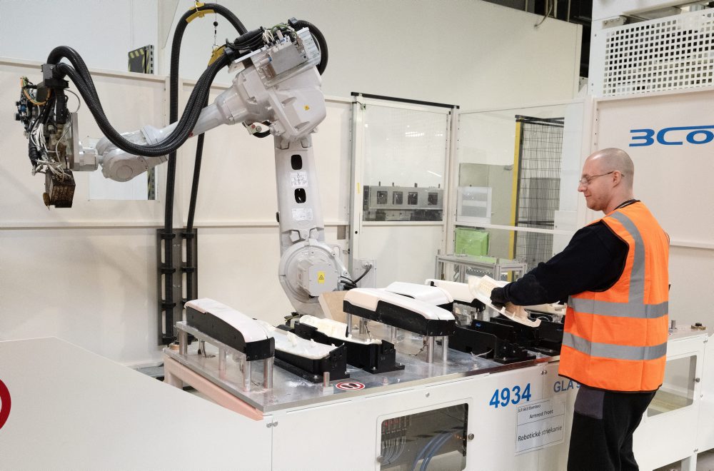 Mediálne stretnutie pri príležitosti vstupu spoločnosti Artifex Systems Slovakia na slovenský trh za účasti veľvyslankyne Indickej republiky v SR Apoorva Srivastava