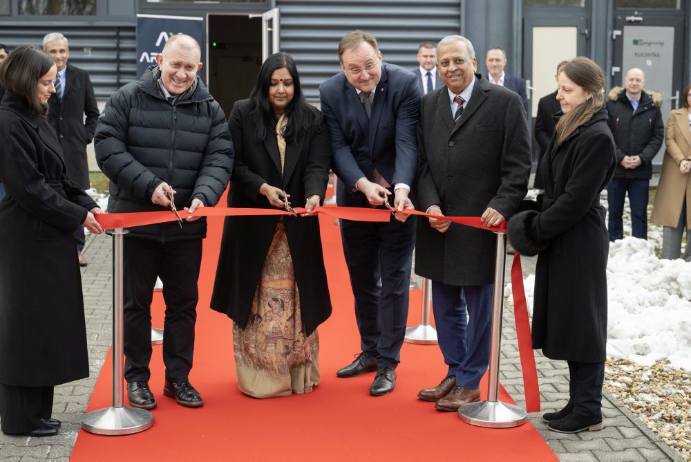 Mediálne stretnutie pri príležitosti vstupu spoločnosti Artifex Systems Slovakia na slovenský trh za účasti veľvyslankyne Indickej republiky v SR Apoorva Srivastava