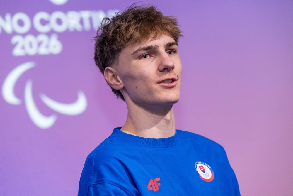 Slovenský reprezentant v skoku na lyžiach Hektor Kapustík po návrate zo zimných olympijských hier v Taliansku 