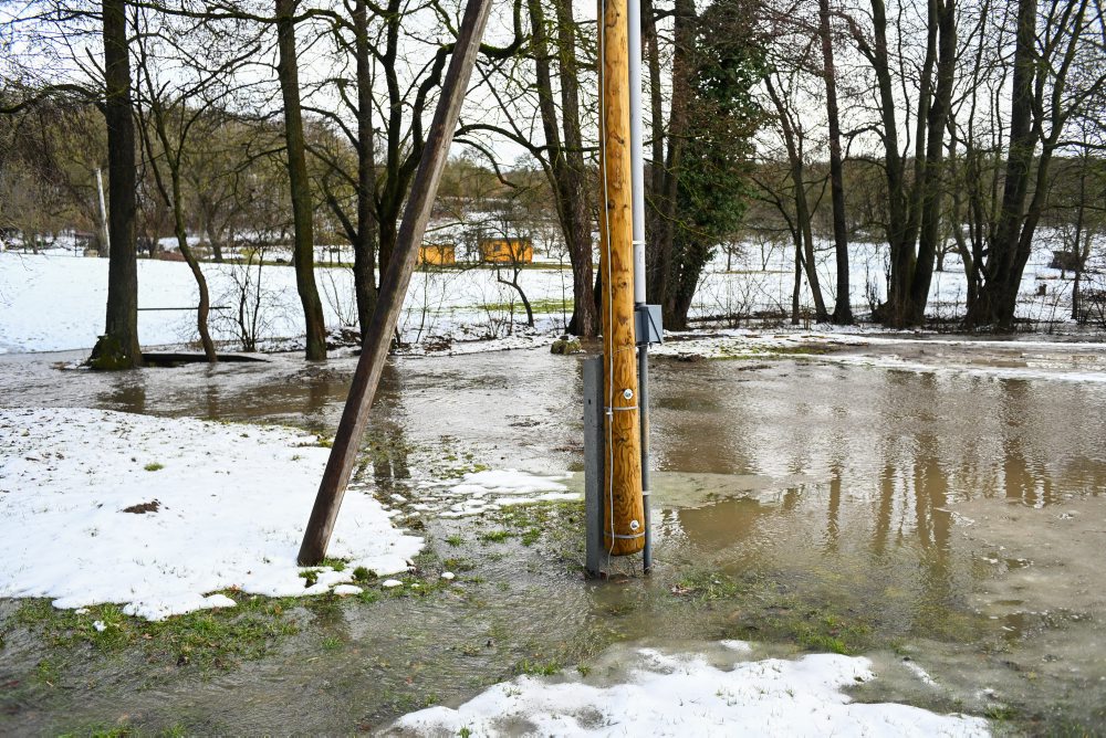 Topiaci sa sneh na kopaniciach