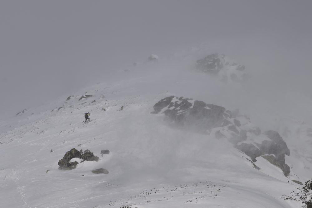Skialpinista vo Vysokých Tatrách