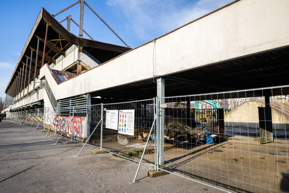 1. etapa prác na obnove štadióna Športového centra polície v bratislavskej mestskej časti Dúbravka