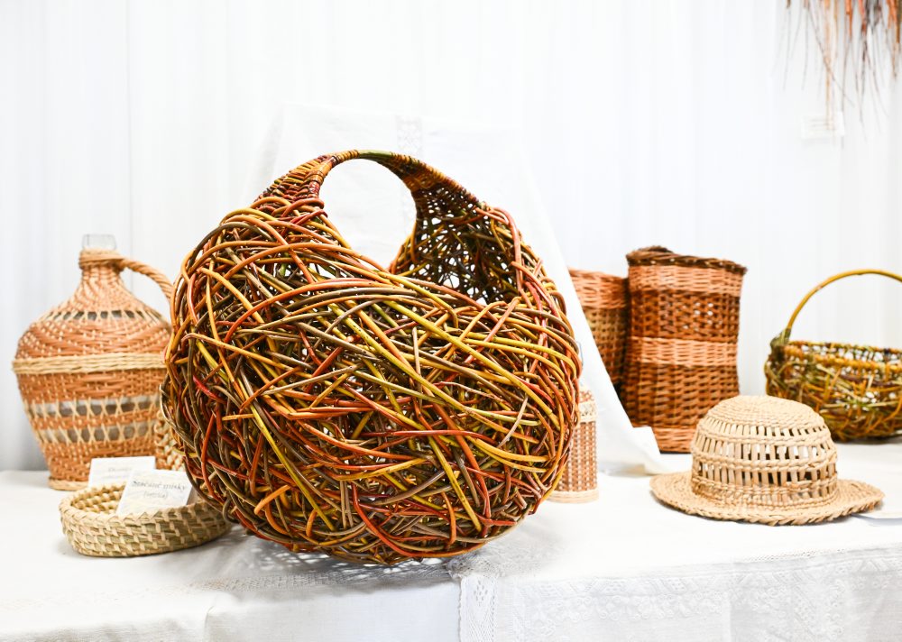 Nevšedné podoby prútia v obci Rudník