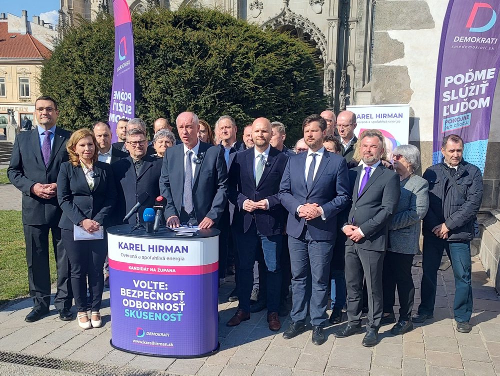 VoľbyVÚC26: Za Demokratov sa bude uchádzať o post predsedu KSK Karel Hirman