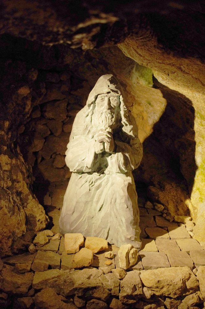 V kláštore vo Veľkej Skalke našli výnimočné kostrové pozostatky zo 17. storočia