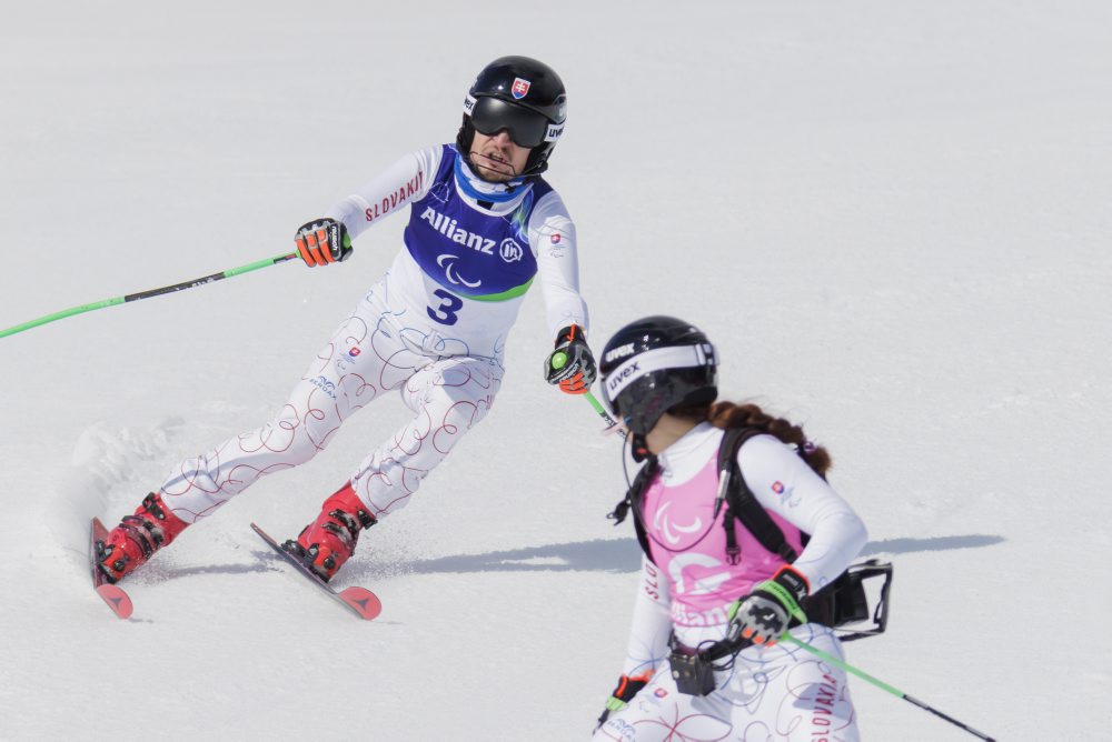 Slovák Marek Kubačka po 1. kole obrovského slalomu mužov na 9. priečke