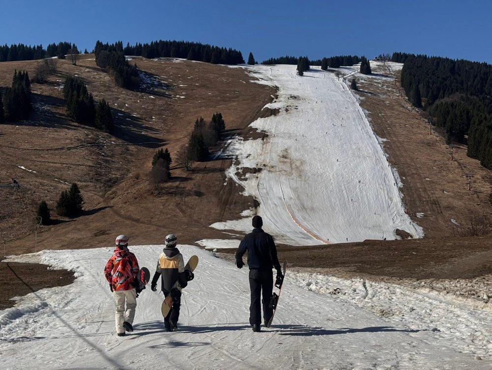 Lyžiarske stredisko Malinô Brdo sa počas víkendu lúči so zimnou sezónou