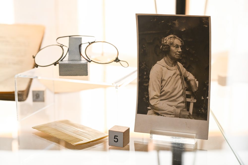 Výstava Slovo ako dedičstvo spisovateľky Ľudmily Podjavorinskej