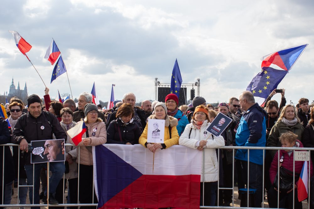 Zhromaždenie v Prahe proti krokom vlády a za budúcnosť Česka