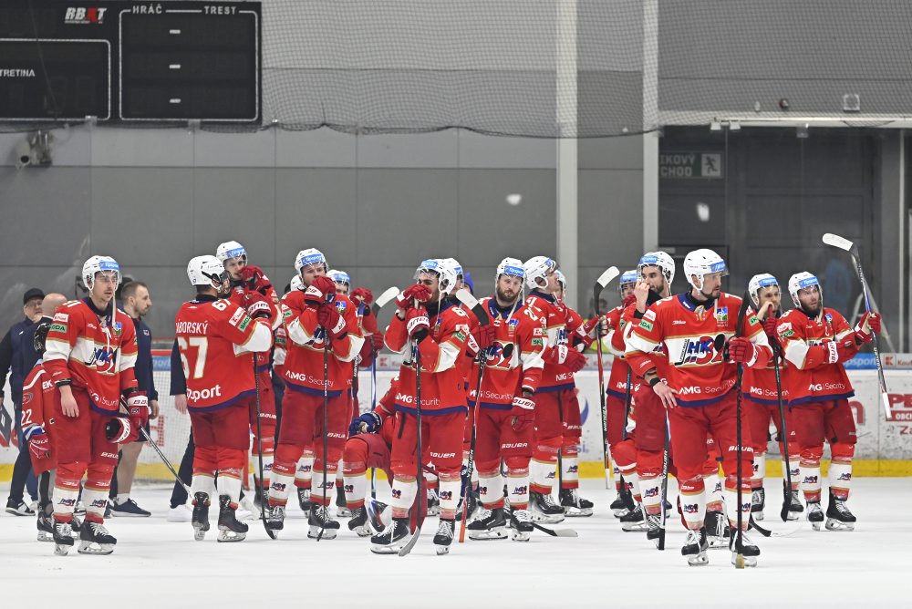 HK 32 Liptovský Mikuláš - HC Slovan Bratislava 