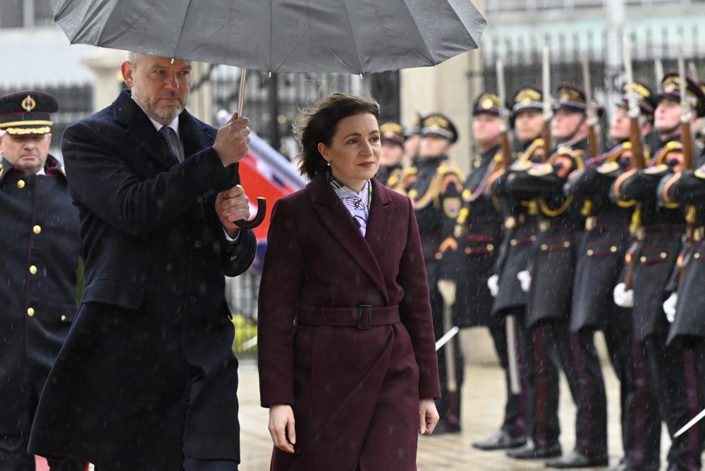 Prezident SR Peter Pellegrini prijal v Prezidentskom paláci prezidentku Moldavskej republiky Maiu Sanduovú