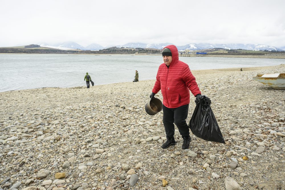 Zber odpadkov na dne priehrady Liptovská Mara