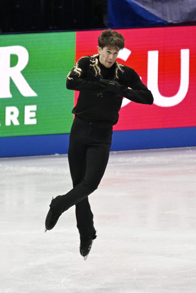 slovenský krasokorčuliar Adam Hagara 