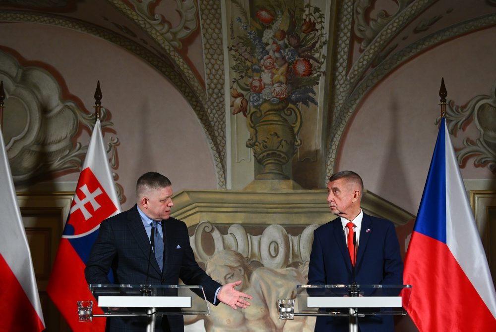 Spoločné zasadnutie vlád ČR a SR na zámku Nová Horka  